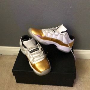 Air Jordan 11 Retro Low BG